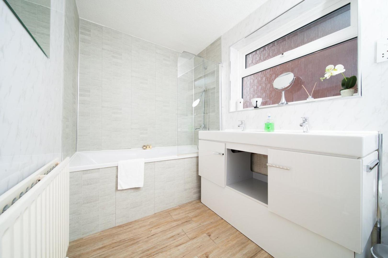 Guestready - Spacious 2Br Flat In Peaceful Hove Apartment Exterior foto